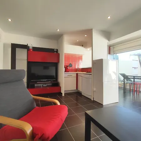 6, Port Nature, Village Naturiste, Cap D'agde 펜션 *