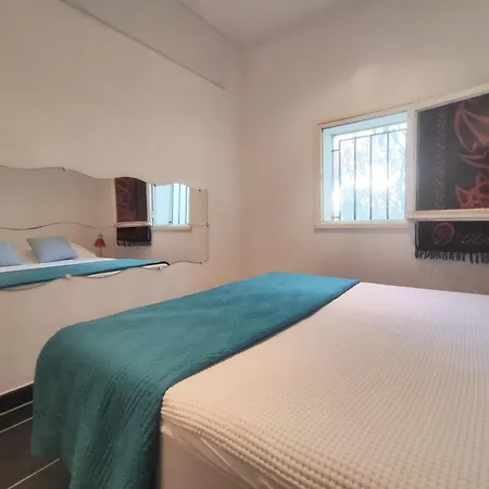 6, Rdc, Port Nature, Village Naturiste, Cap D'agde * Agde