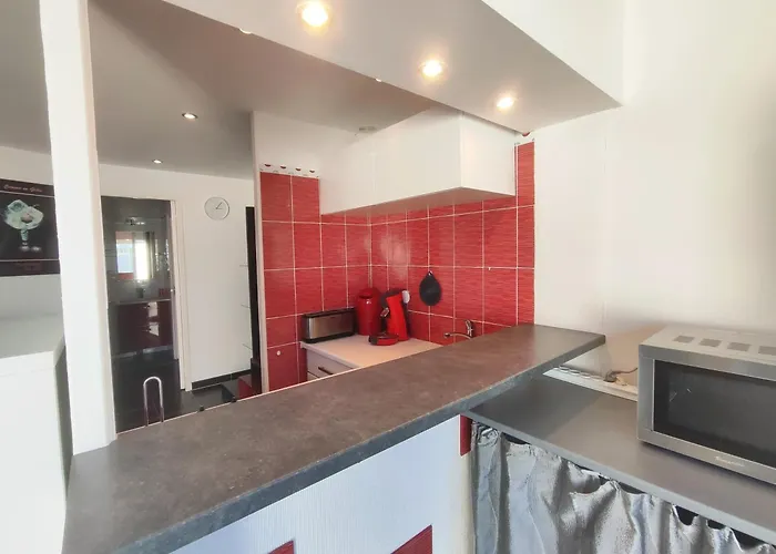 6, Rdc, Port Nature, Village Naturiste, Cap D'agde * Agde